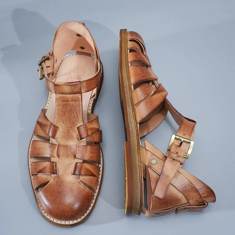 

Men's Designer Handmade Genuine Leather Roman Sandals Retro Brushed Color Knitted Toe Cover Classic Roman Shoes