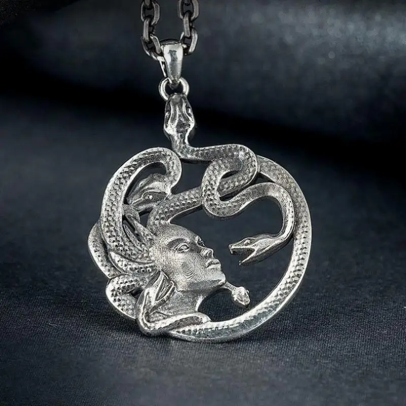 Vintage Silver Color Gorgon Medusa Necklace for Men Women Stainless Steel Chain Snake Necklace Pendant Wholesale