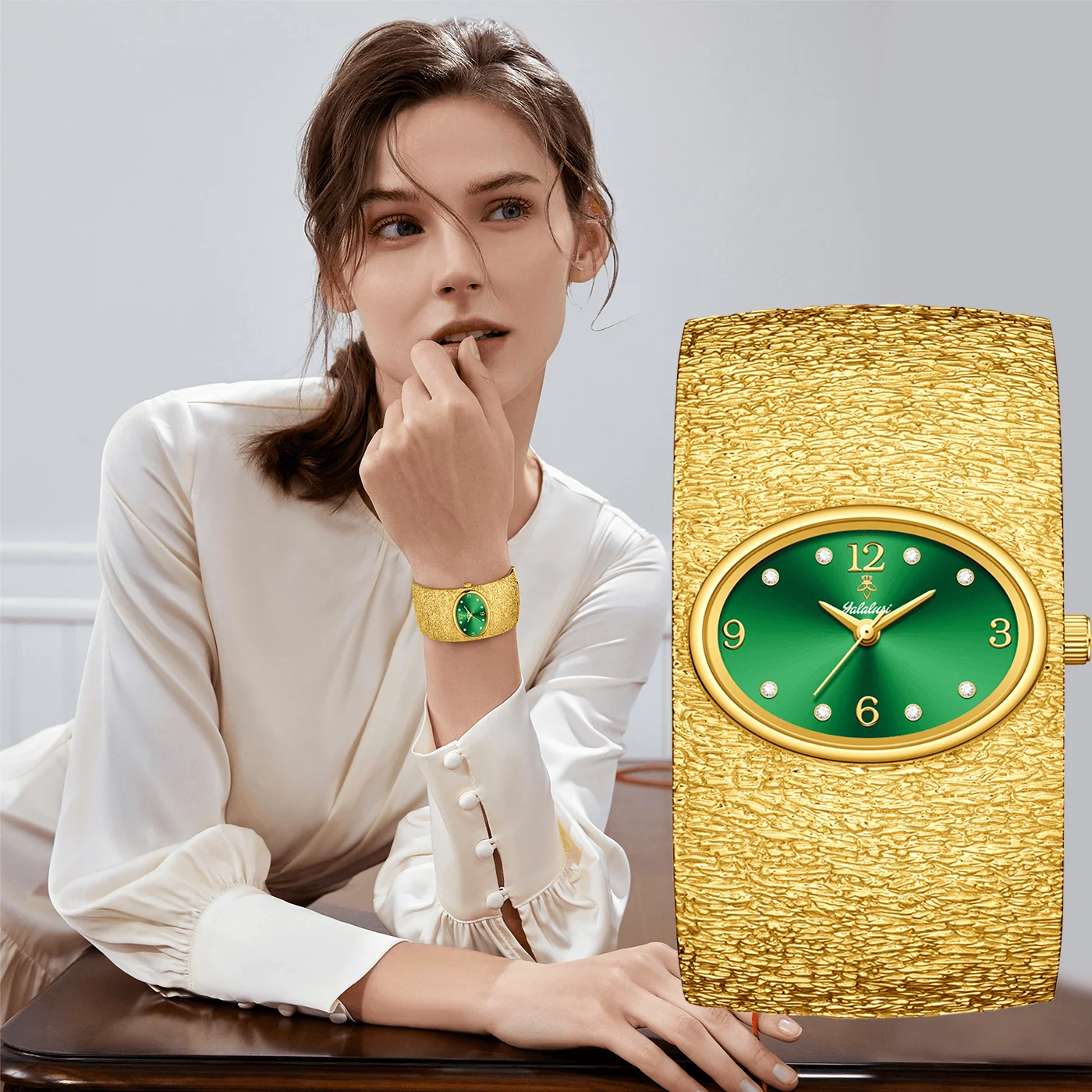 YaLaLuSi 여성용 실버 와이드 텍스처 밴드 시계  - Luxury Watch Gift For Her 리뷰 및 가격