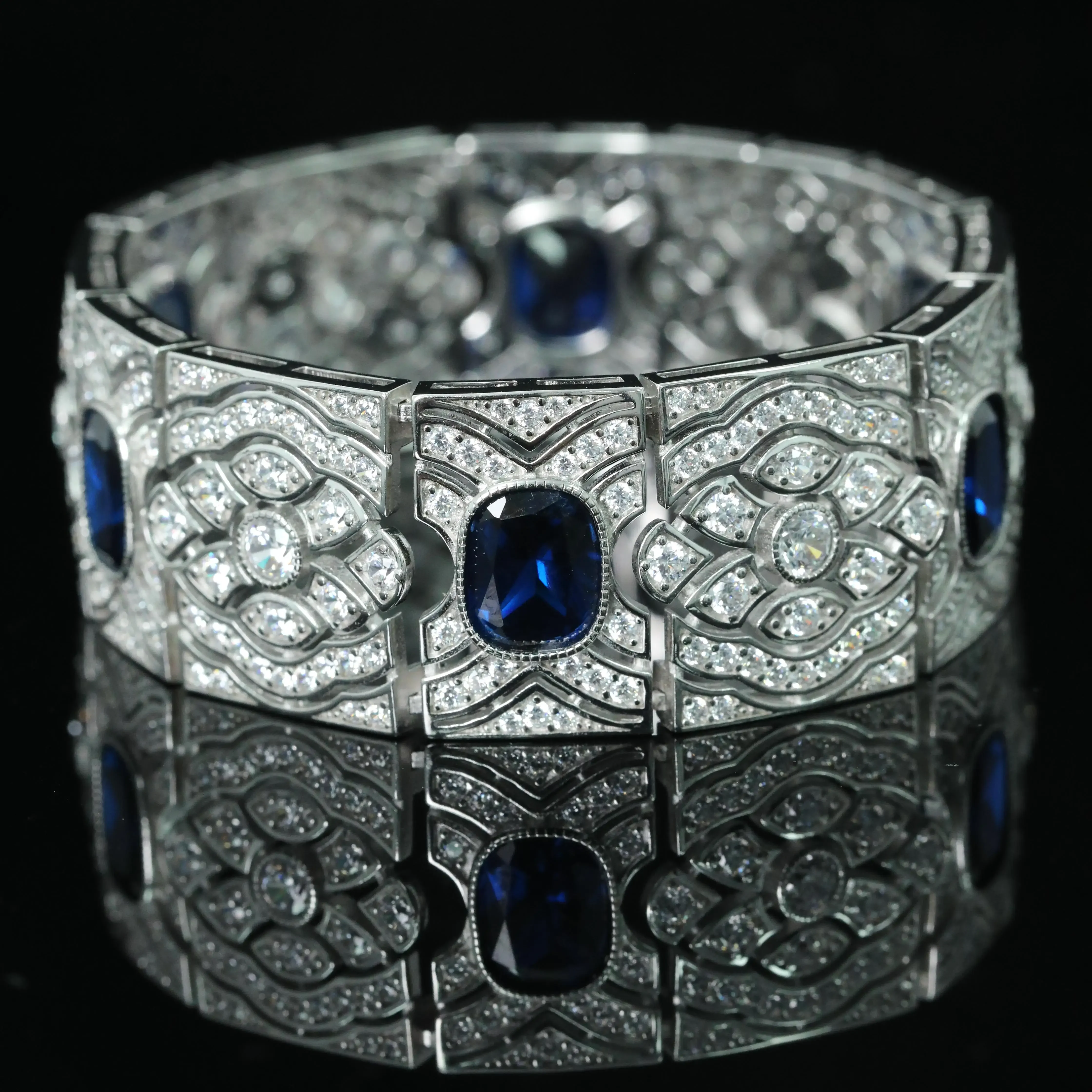 

Luxury Retro 925 Sterling Silver High Carbon Diamond Royal Blue Pillow Cut Luxury Set Women's Party Jewelry Bracelet