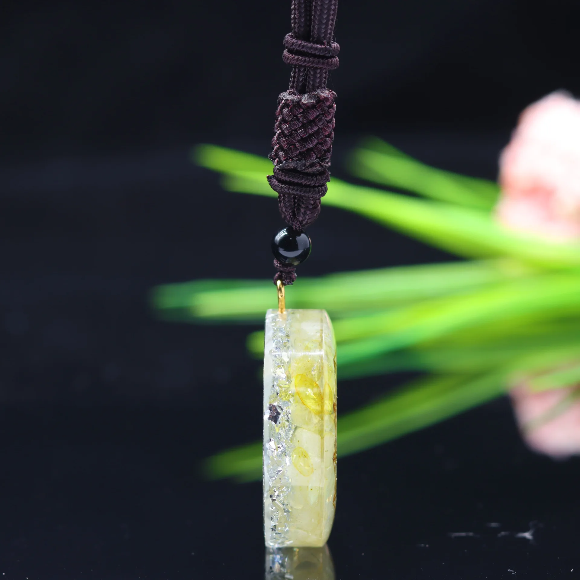 Natural Crystal necklace Couple Ogan Energy Balance Pendant Fashion personality Crystal stone resin craft gem necklace