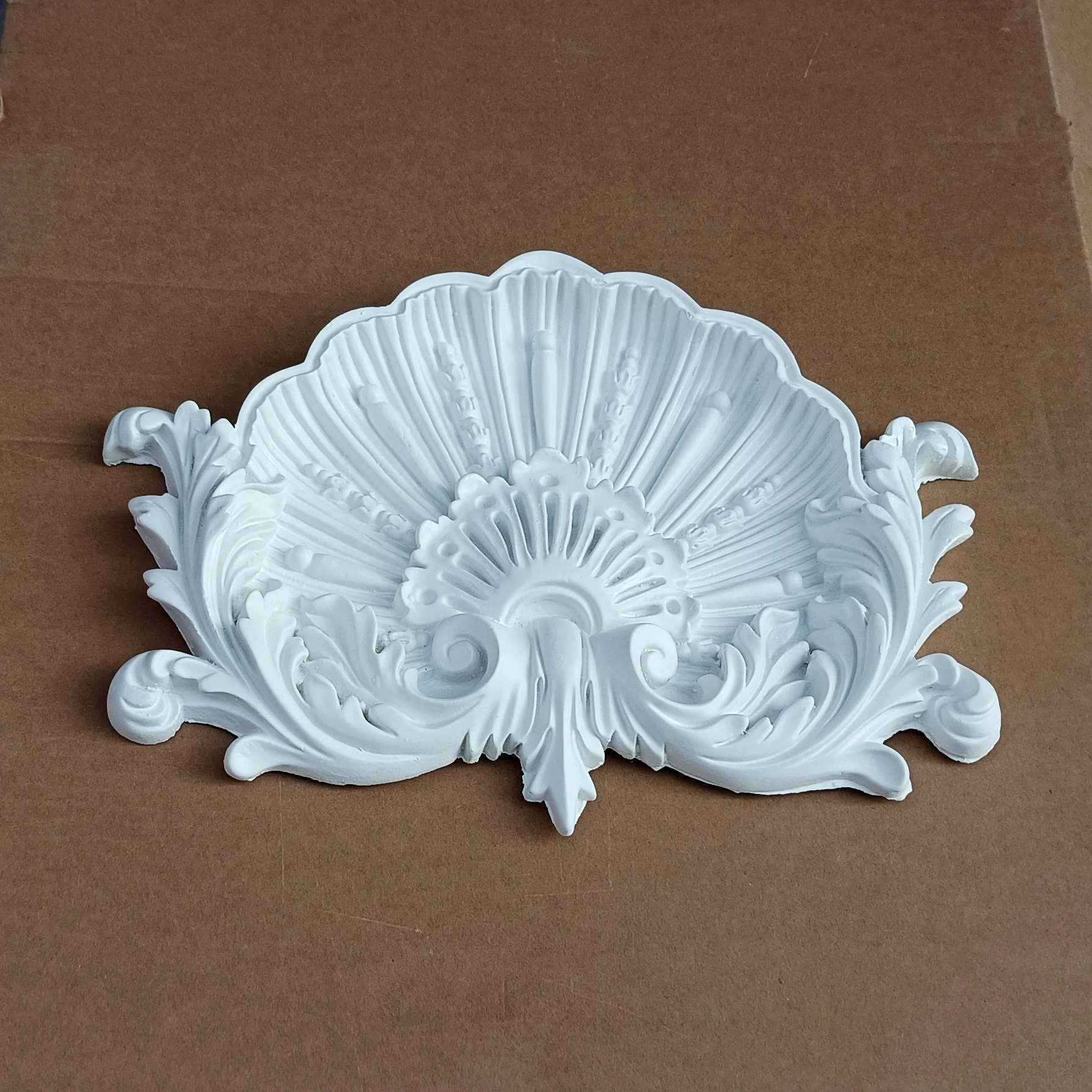 Polyurethane Lintel Badge Decoration Classic European Style PU Wall Moulding Decor Fireplace Portal Decorative Element Ornament