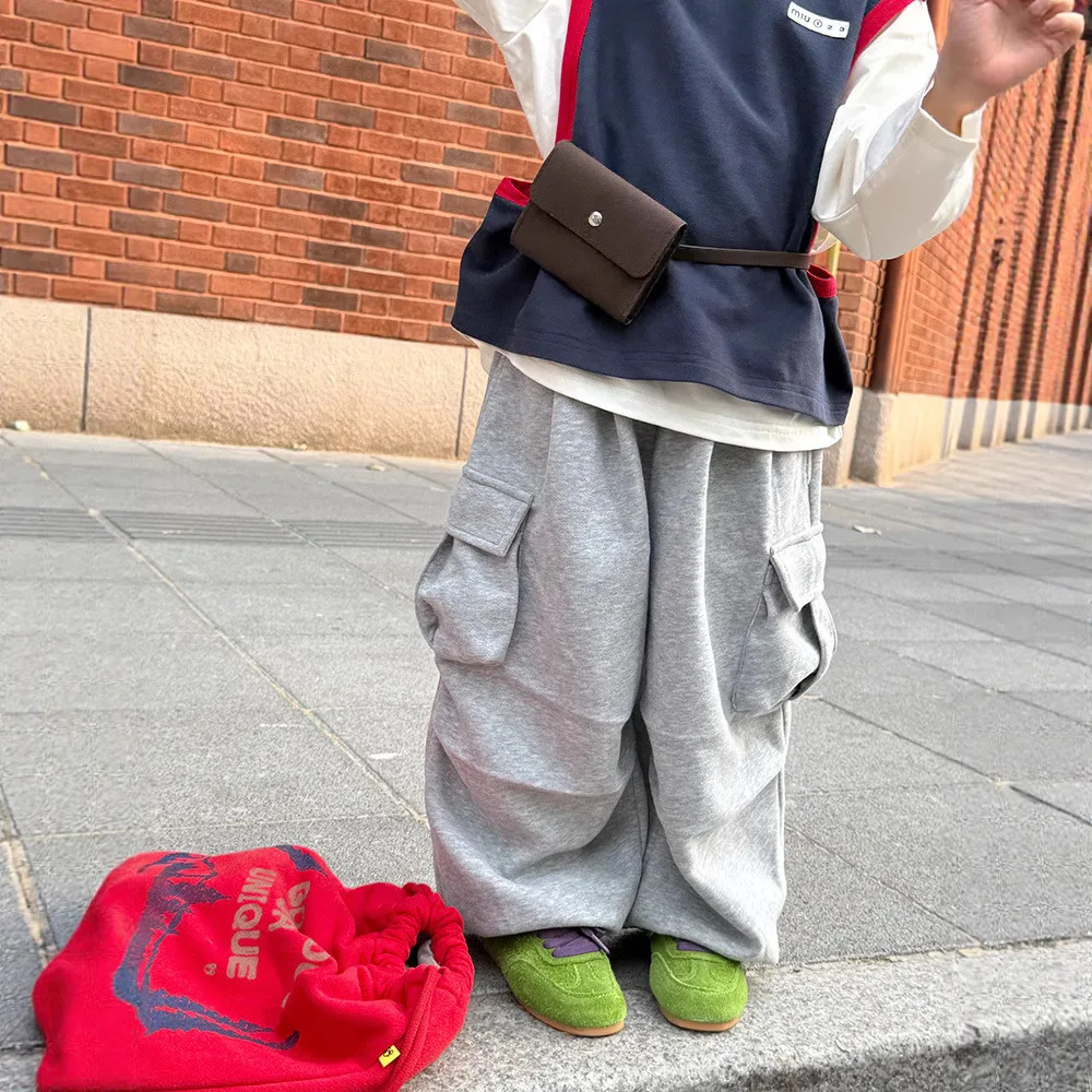 

Pants 2025 Autumn New Childrens Clothing Korean Boys and Girls Fashion Loose Overalls Sanitary Pants Casual Simple All Match