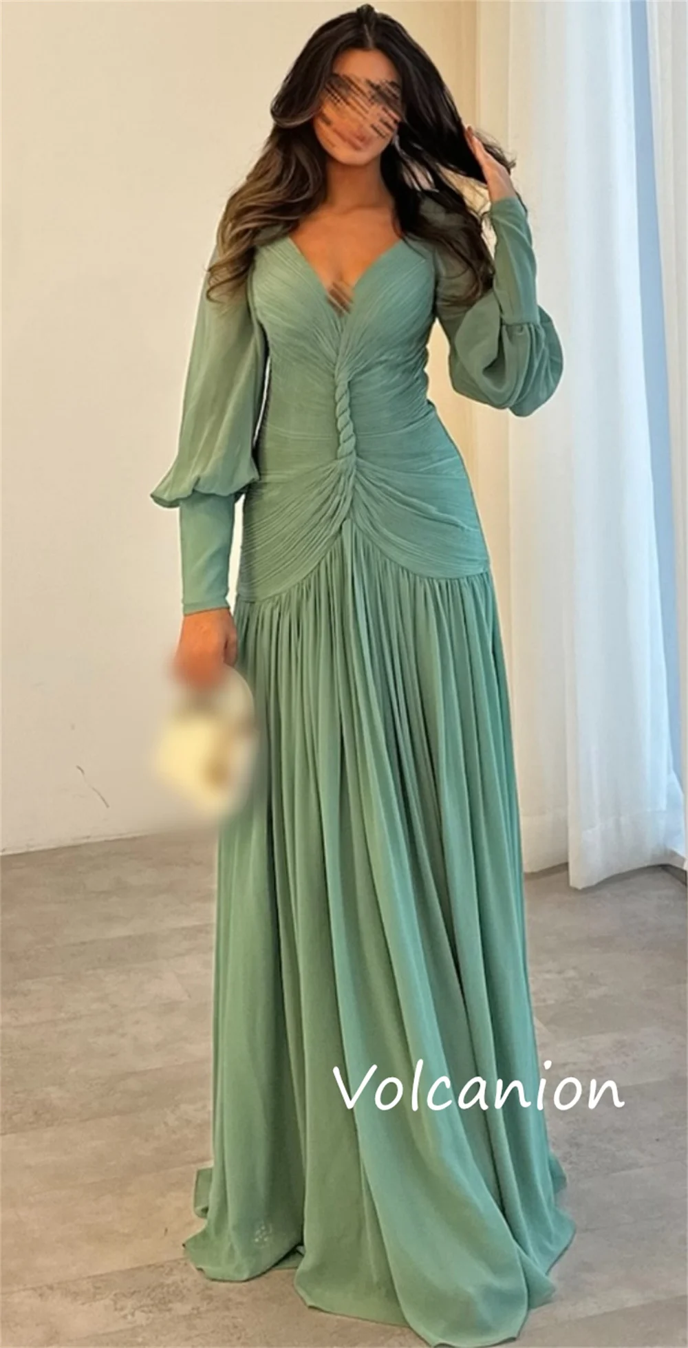 カスタマイズされた高品質シフォンプリーツ A ライン恋人ロングドレスオーダーメイドの機会モダンなスタイルシンプル