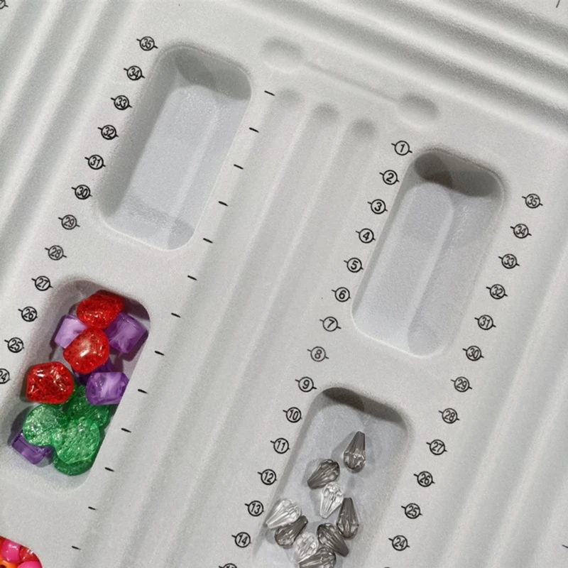 Рисунок 4 - Дизайнерская доска из флокированных бусин