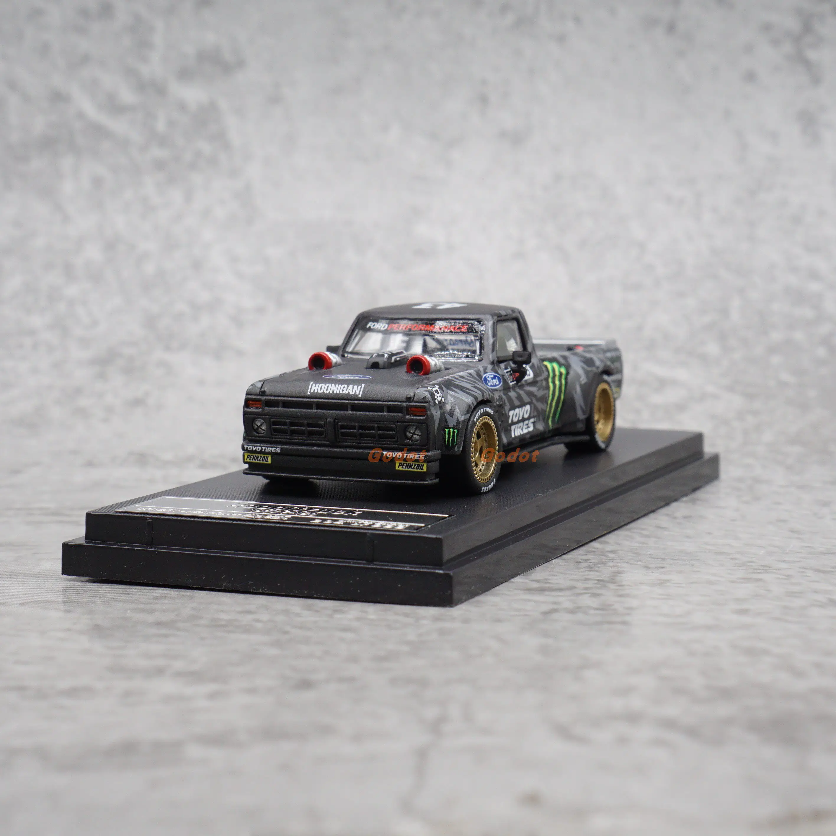 

New SW 1:64 Alloy Model Car RTR Collectible Figurine Small Scale