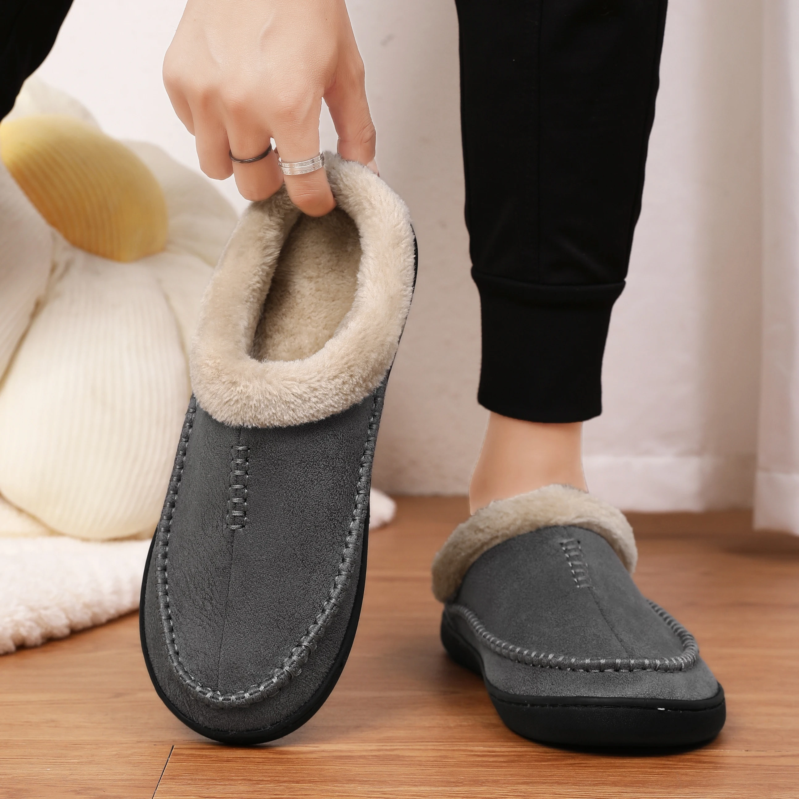 Cotton slippers men winter indoor home with cashmere warm can be worn outside the dirty cotton shoes