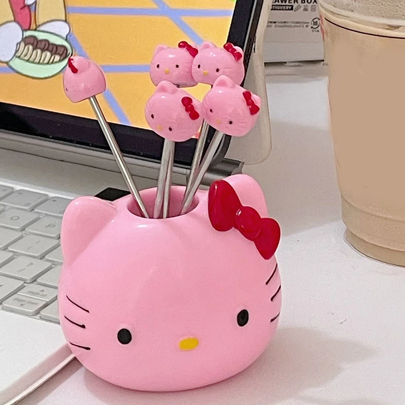 Sanrio Hello kittys ส้อมผลไม้สุดสร้างสรรค์, อะนิเมะน่ารัก KT สแตนเลสบ้านเค้กครัวเบนโตะผลไม้ของขวัญบนโต๊ะอาหาร