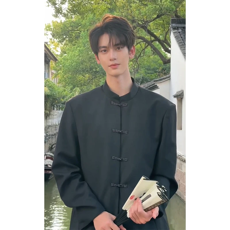 

Новый китайский мужской костюм с воротником-стойкой, весенне-осенний, с подплечниками, для молодых мужчин, для свадебных церемоний, одежда на заказ