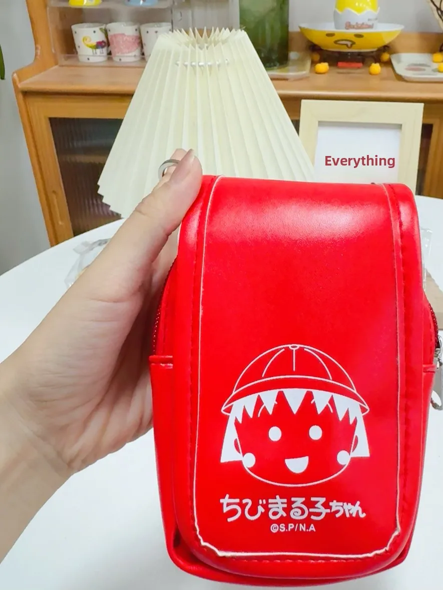 

Милый вишневый маленький мяч для девочек, мультяшный кошелек для монет, школьная сумка, детская шляпа, декоративная подвесная сумка, молодежная повседневная квадратная сумка из ПВХ...