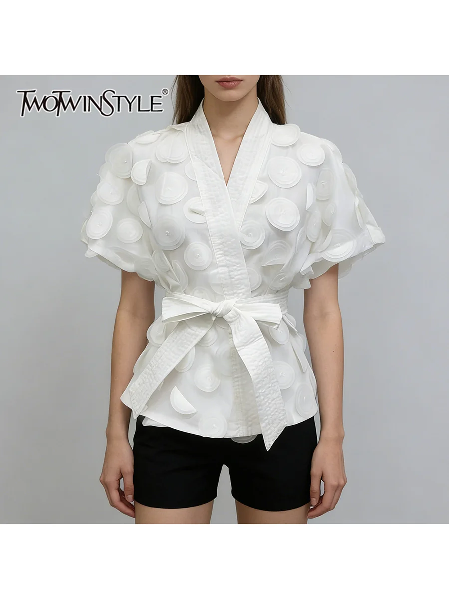 

TWOTWINSTYLE Solid Spliced Appliques Fashion Blouses for Women V Neck Short Sleeves Tunic Patchwork Lace Up Blouse Female New