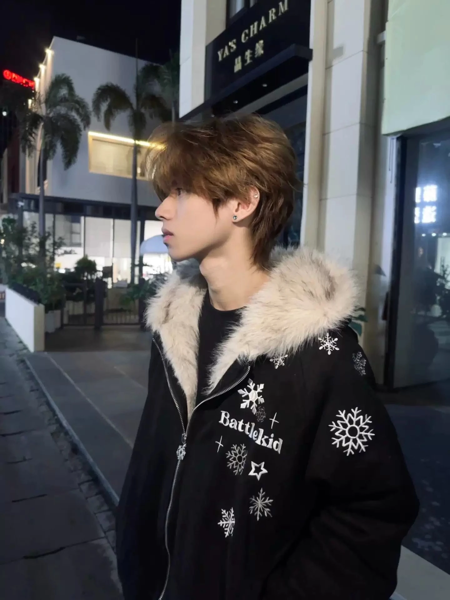 Retro American Snowflake Embroidery Fur Collar Men's Cotton Jacket Winter Thickened Fleece Lined Coat Casual Style Warmth