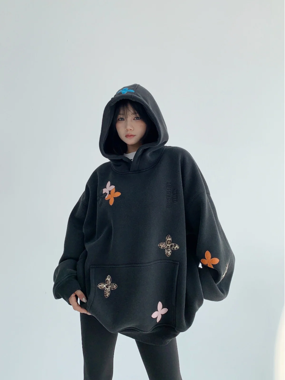 

Thiened Winter Jaet Women's Oversized Hoodie Sweatirt with Embroidery Fluffy Street Sle ort Loose Fit Coat