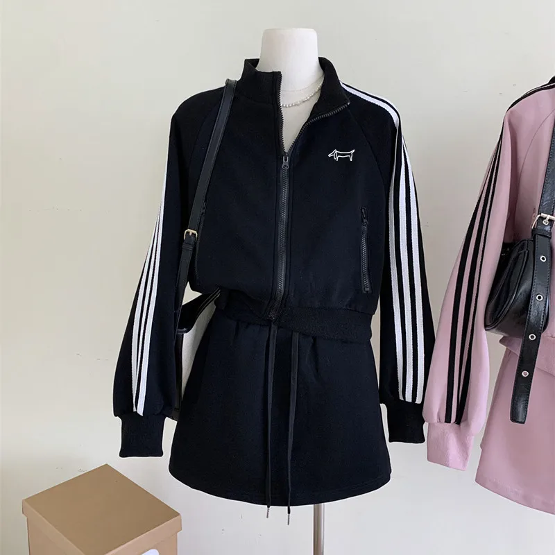 신상재킷 Korean Sports Two Piece Set Women Golf Wear 2025 Spring New Golf Suits Fashion Casual Coat + Mini Skirt Women Golf Clothing