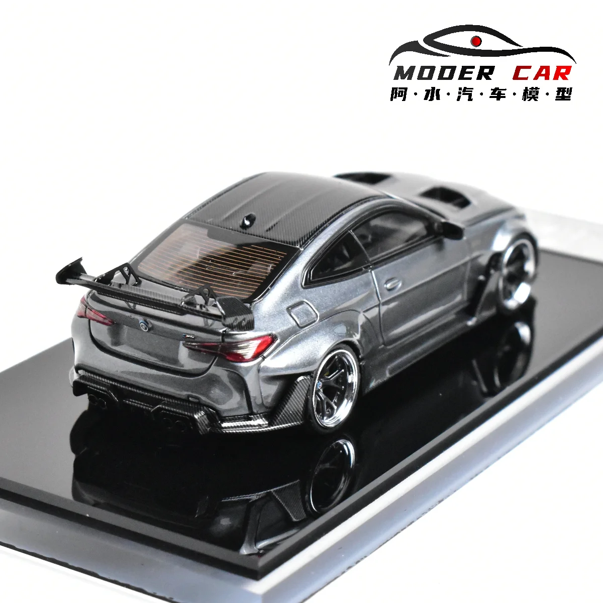 SW 1:64 G82 M4 ADRO BODY KIT Model samochodu odlewany z metalu