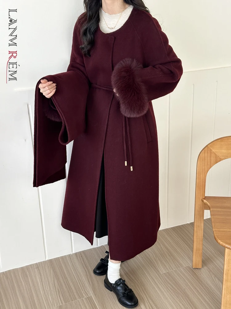 

[LANMREM] Scarf Collar Faux Fur Sleeve Woolen Coats For Women Belt Gathered Waist Warm Long Outwear Female 2024 Winter New