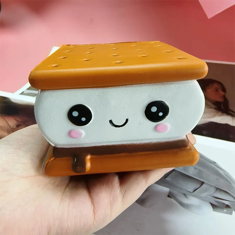 brinquedo-antiestresse-em-forma-de-bolo-de-sanduiche-para-criancas-e-adolescentes-com-recuperacao-lenta-feito-de-pu-macio-com-expressao-de-chocolate-simulada-para-meninos-e-meninas
