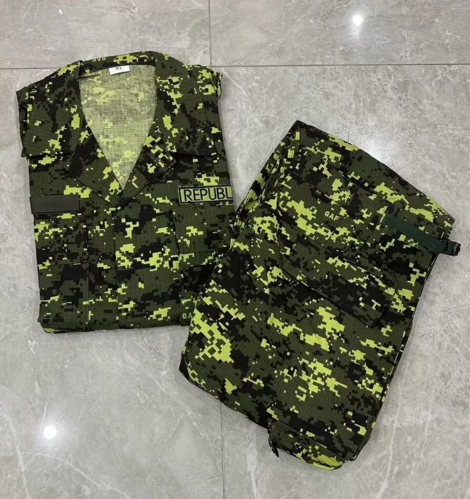 

Guinea Fluorescence Green Camouflage Uniform Man Include Jacket Pants