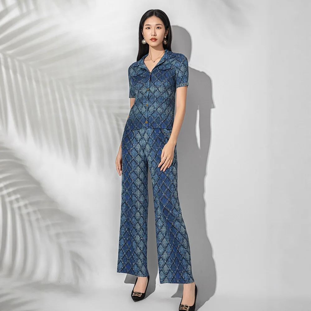 

Miyake Folds 2025 Fashion Set Women's New Gradient Colour Shirt Collar Short Sleeve Top Elastic Waist Draped Two Piece Set