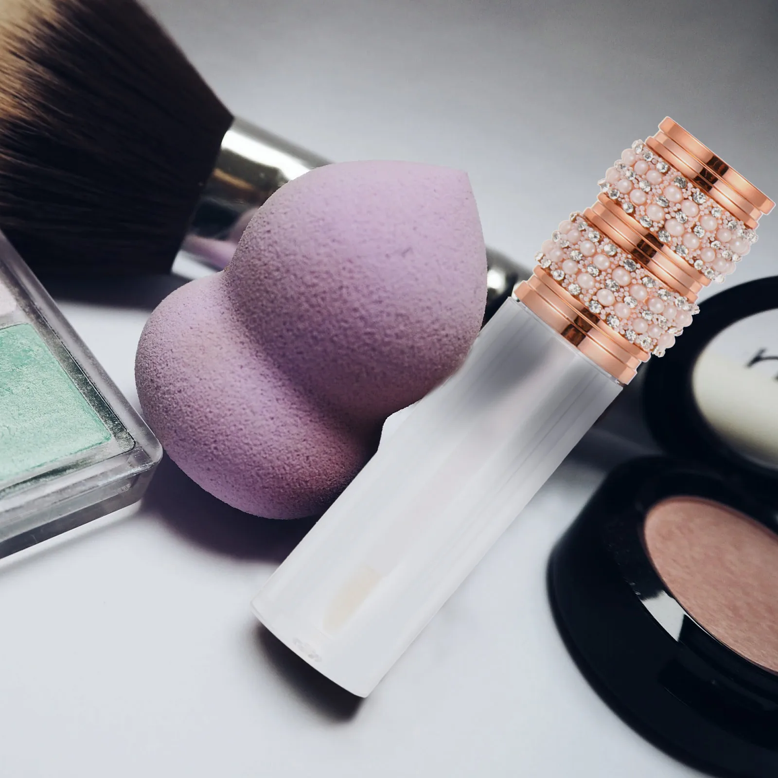 Conjunto de recipiente vazio para brilho labial, 5 peças, tamanho pequeno, garrafas de bálsamo labial da moda para mistura de cores personalizadas, uso diário para iniciantes