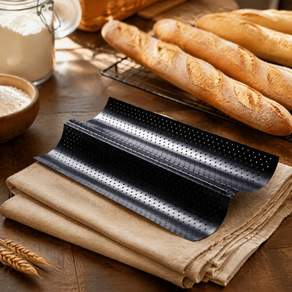 New 2/3/4 Slot Baguette Pan Carbon Steel Perforated French Bread Pan Nonstick Wavy Baguette Baking Tray Restaurant