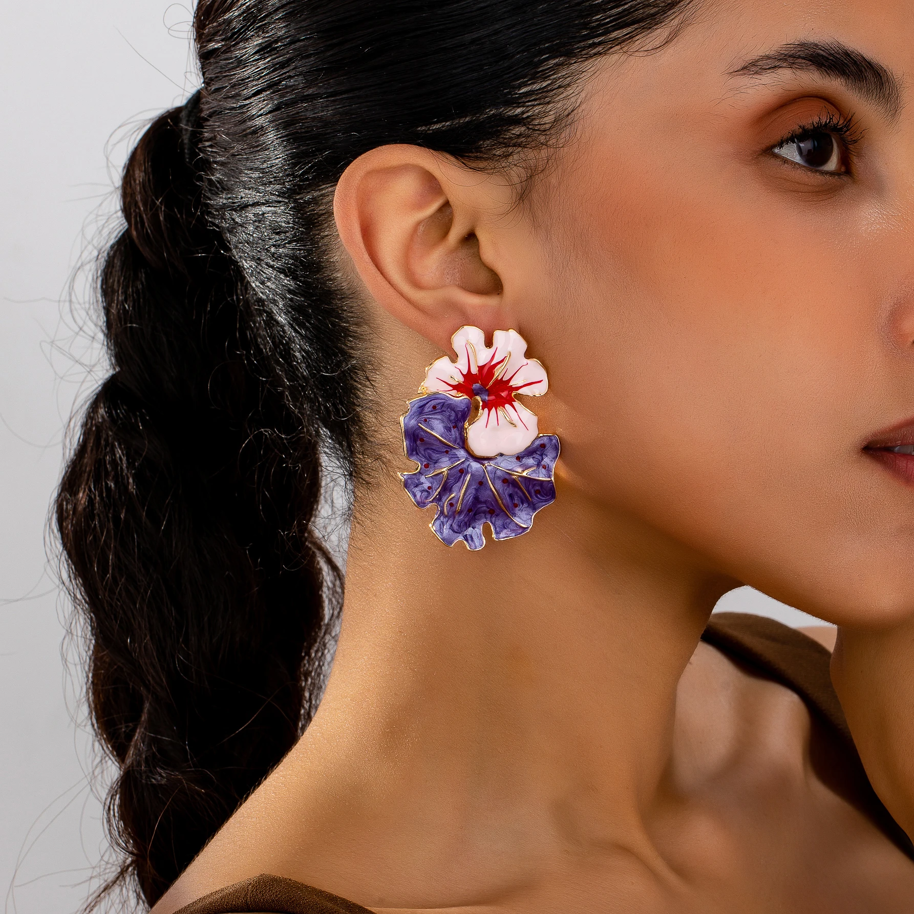 

European and American style light luxury style polka dots oil leaves purple flowers earrings vacation travel jewelry