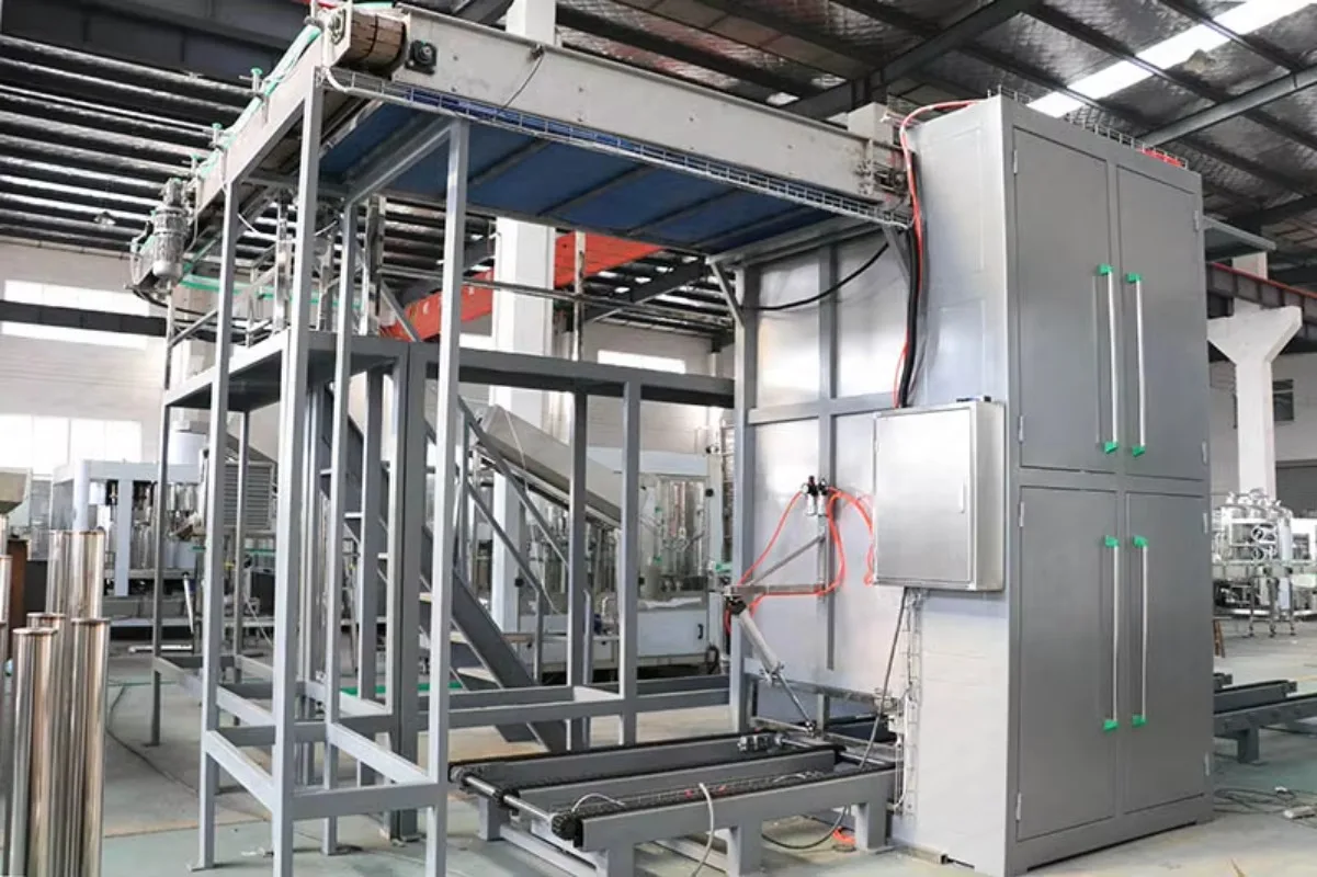 Automatic Carbonated Drink Filling Machine for Small PET Bottle Beverage Production Custom