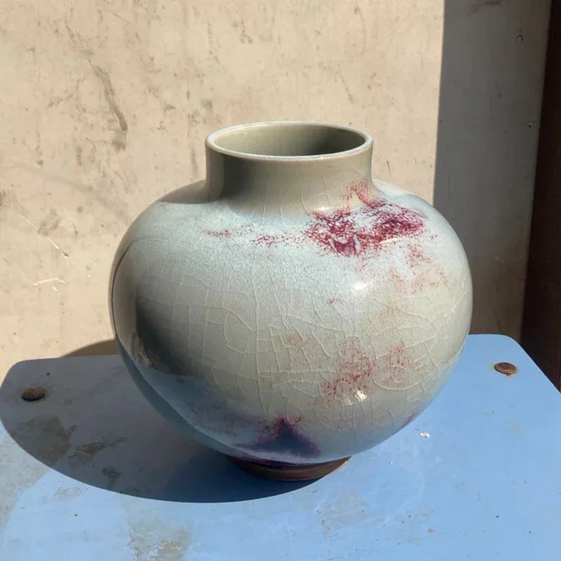 Short-necked vase Ceramic vase ornamental vase handicrafts Jun porcelain has ice cracks open pieces of under-glaze bubbles