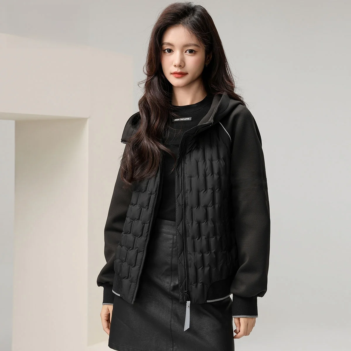 Lekka, codzienna damska kurtka puchowa, płaszcz śnieżny, sportowa kurtka uliczna, ciepła bluza z kapturem, modna i stylowa odzież wierzchnia.