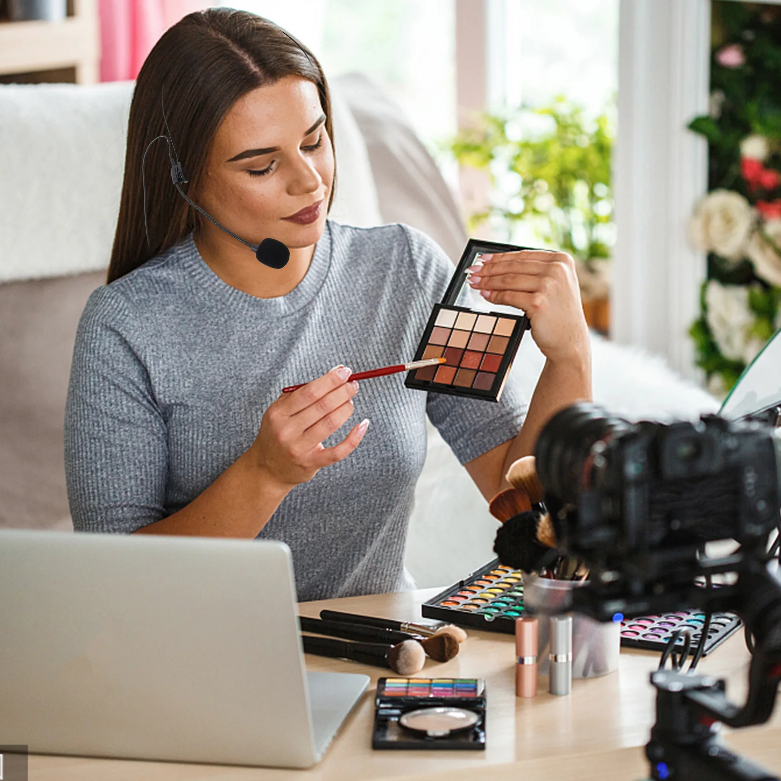 

Wired Microphone 3.5mm Screw Locking Headwear Condenser Lightweight Copper Sound Spread High Shielding Purity Comfortable Sponge