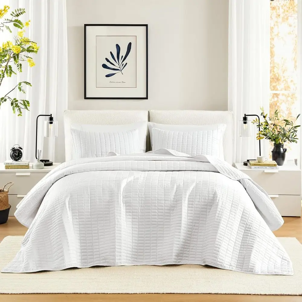 

White Oversized Queen Quilt Set 102"x118" Bedspread Quilted Summer Lightweight Microiber Bedding Coverlet with Double Sided Stit