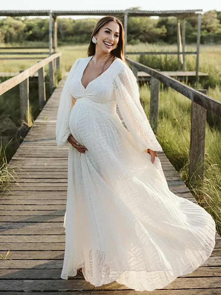 boho-white-maternity-photoshoot-dress-with-long-sleeves-elegant-pregnancy-gown-baby-shower-photography-outdoor-maternity-outfit