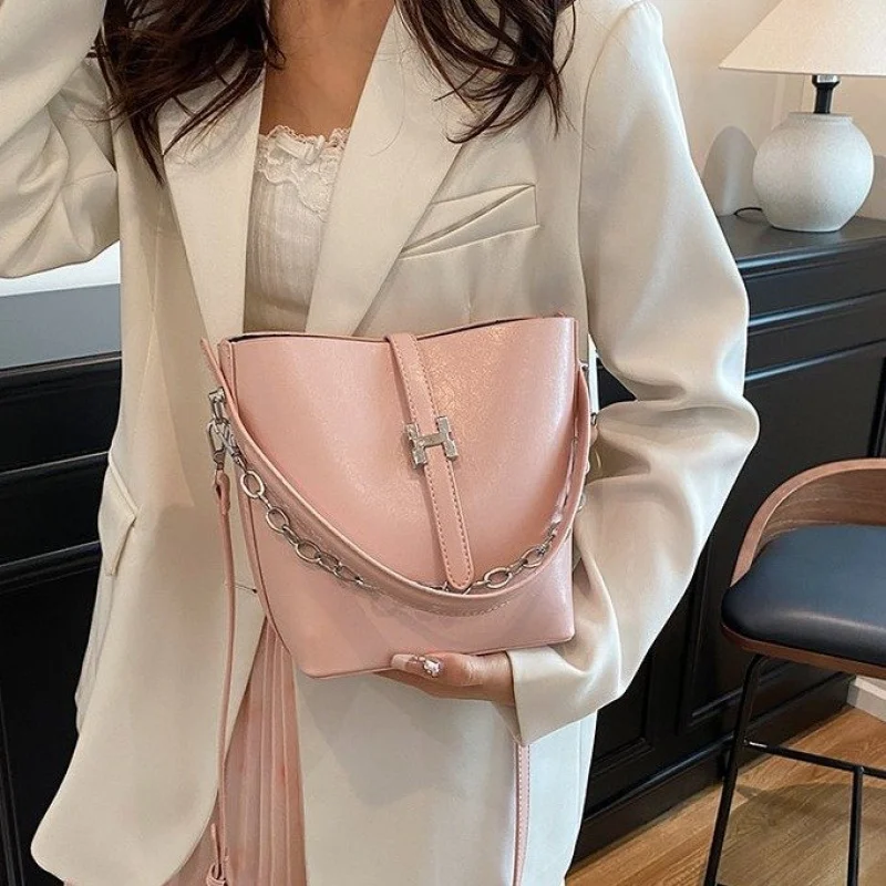 

Дизайнерская сумка через плечо для женщин, кожаная сумка через плечо, женская роскошная брендовая офисная стильная сумка