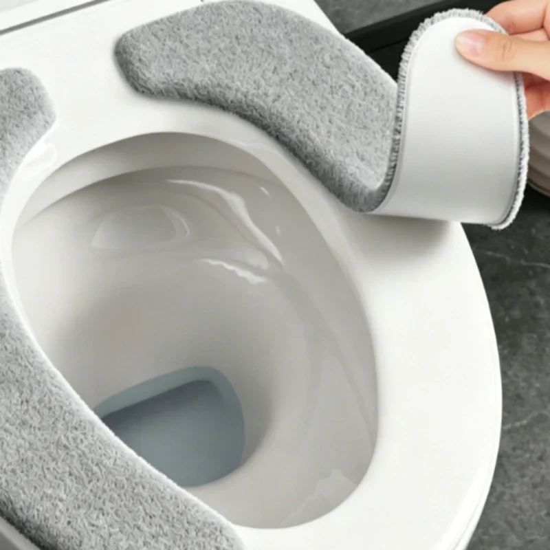 Short Plush Autumn and Winter Toilet Seat Cushion Thickness 2cm Good Adsorption Properties Sit Mat Keep Warm Lavatory Pad 1 Pair