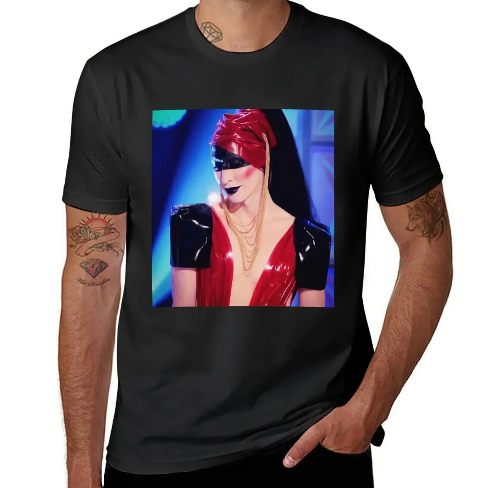 

Latex Runway - Detox closeup T-Shirt custom shirt anime custom t-shirts Men's cotton t-shirt