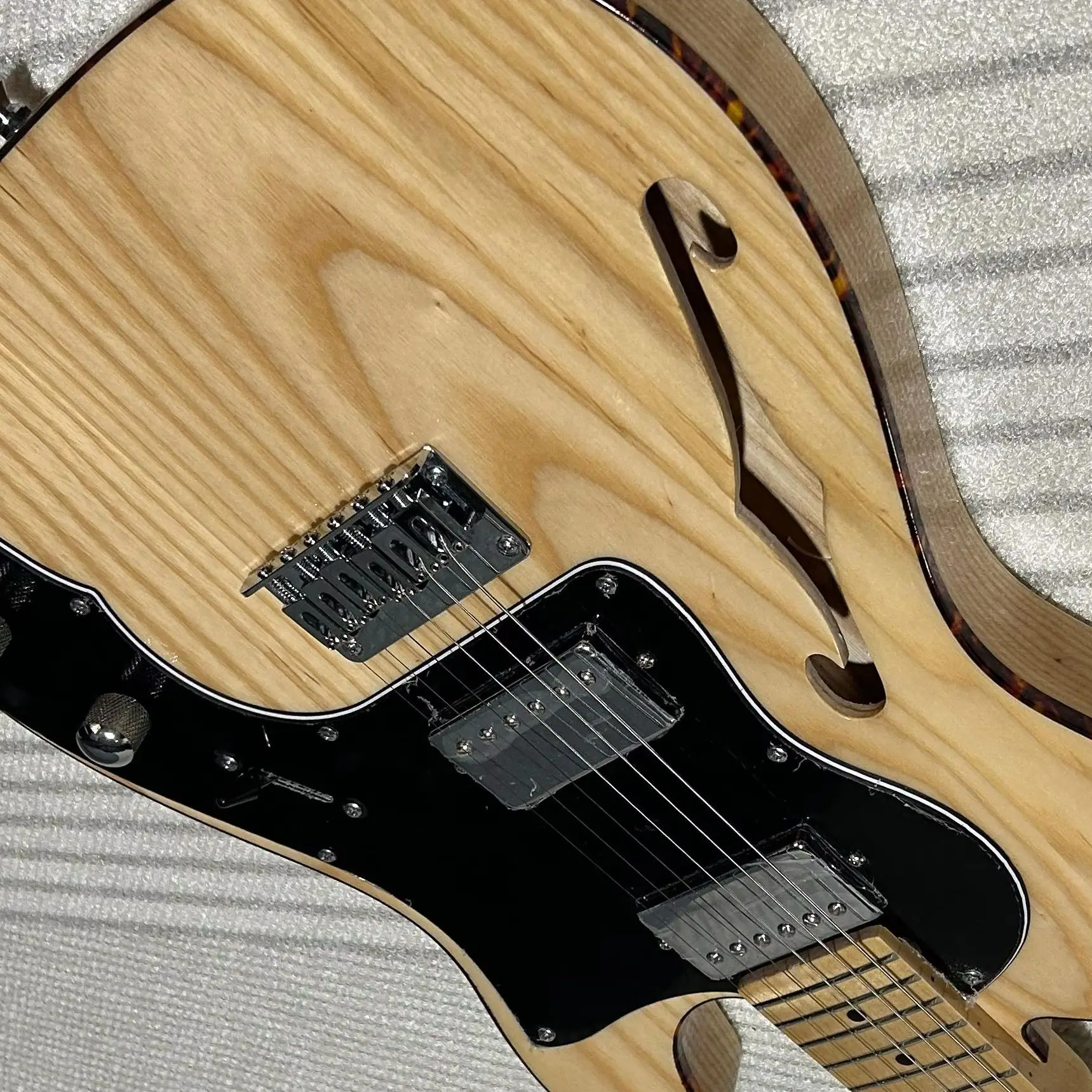 Thumbnail 3 - #3 Cheap Electric Guitars Worth Buying
