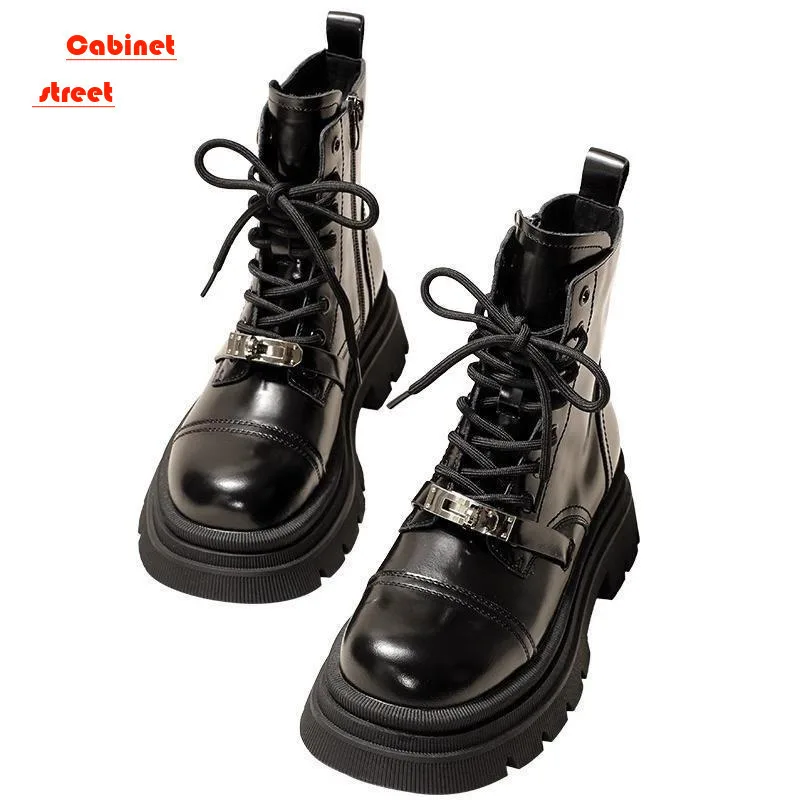 

2024 New Punk Women Platform Ankle Snow Boots Female's Rock Round Toe Lace Up Fashion Retro Chunky Shoes Metal Decor Short Boots