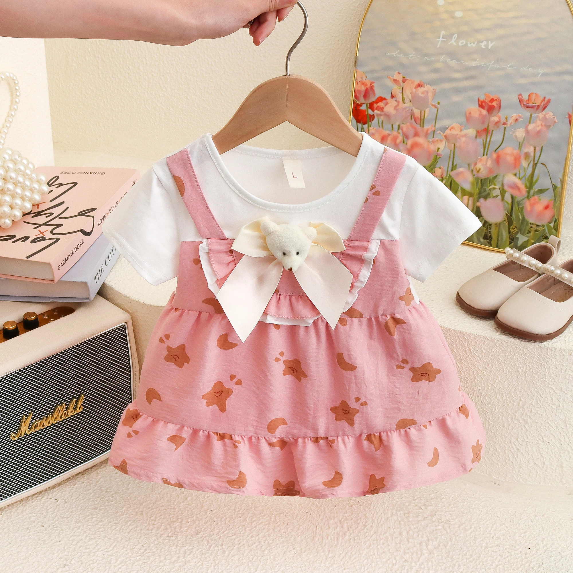 Summer New Girls' Children's Clothing With A Cute Dress With A Small Bow Short Sleeves And A Small Bear Head On The Chest