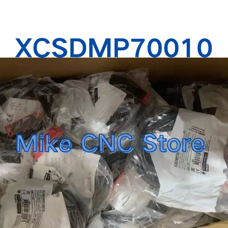 XCSDMP70010 safety switch sensor test OK, quickly shipped brand new