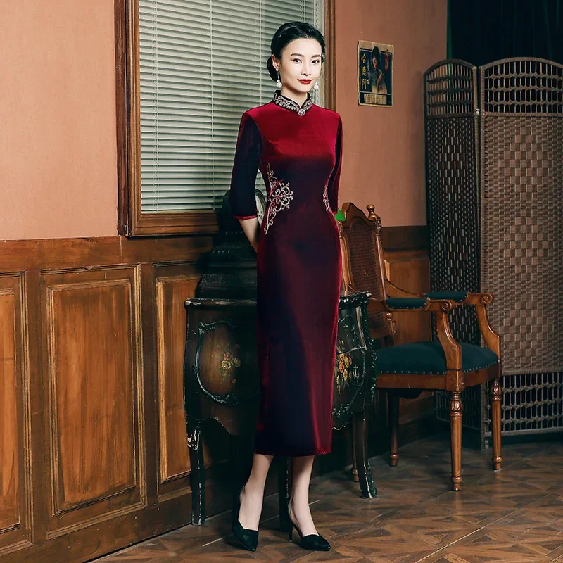 Yourqipao High-End-Samt Cheong sam Herbst und Winter Chinesisch verbessert Langarm Qipao Mutter Hanfu Kleid