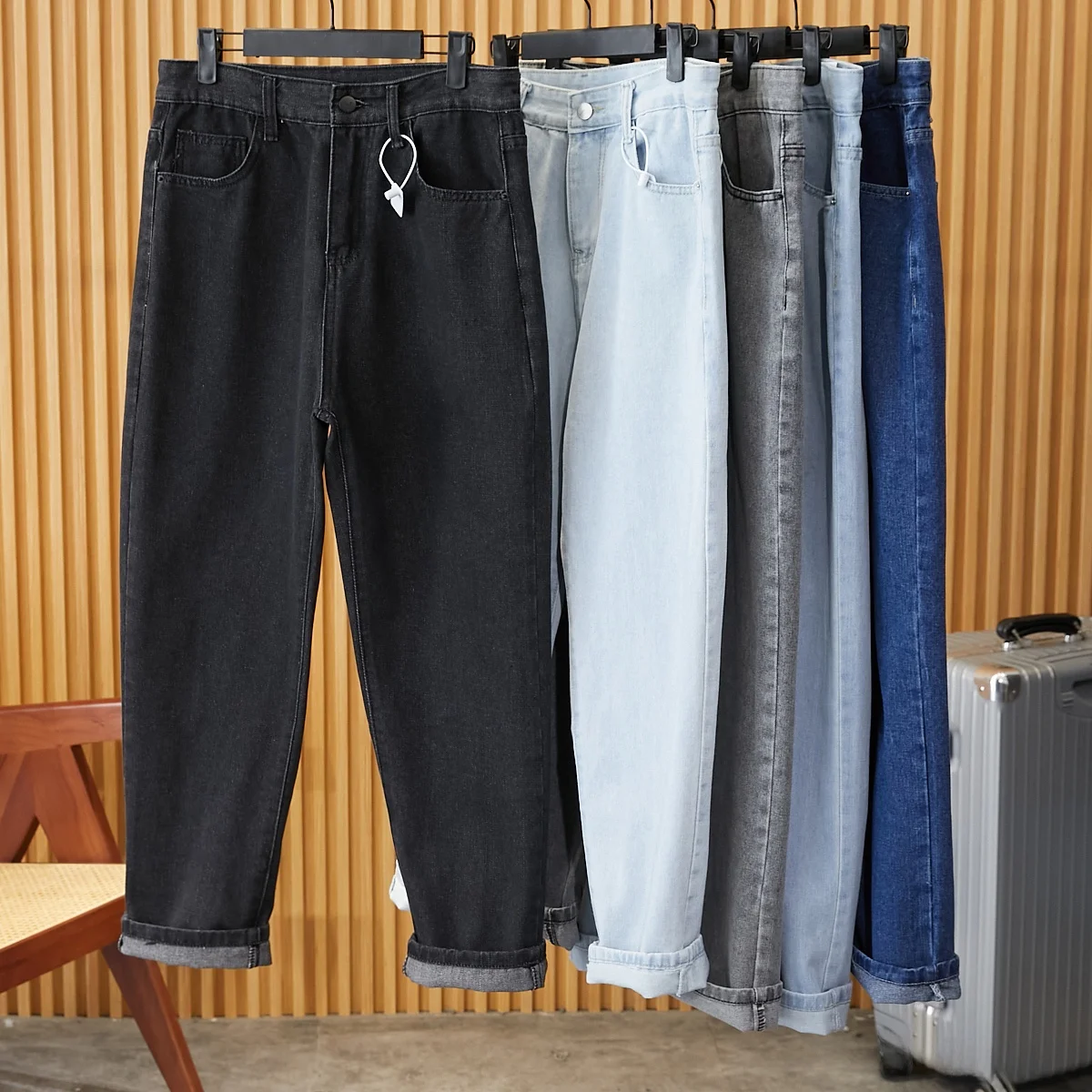 

Мужские джинсы свободного кроя в стиле ретро, повседневные длинные брюки, модный тренд весеннего сезона, универсальные, удобные, классические, стильные.