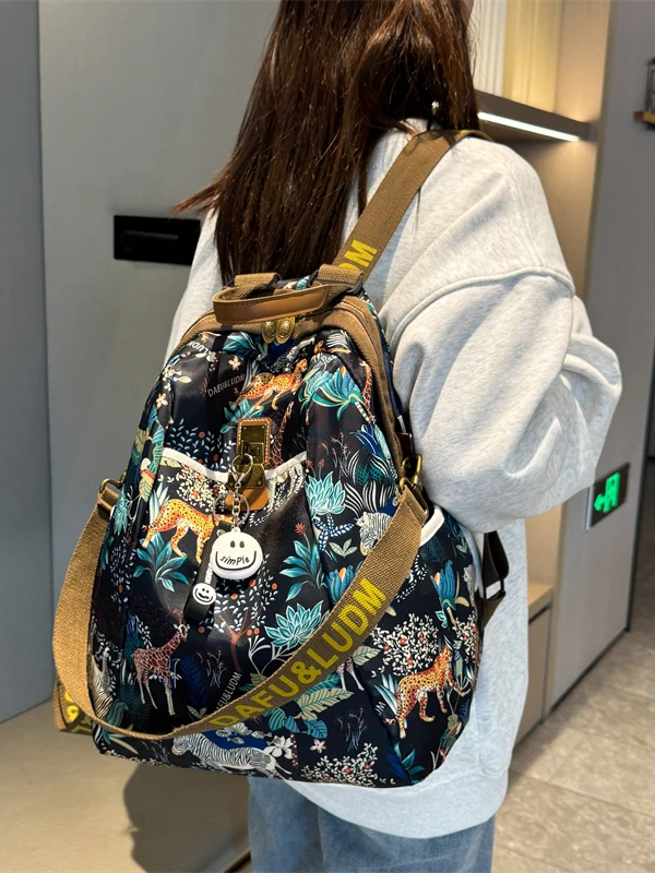 

Faionable Большая вместительная женская дорожная сумка Tau 2025 New Sle, легкая высокоэстетичная двойная сумка через плечо для улицы