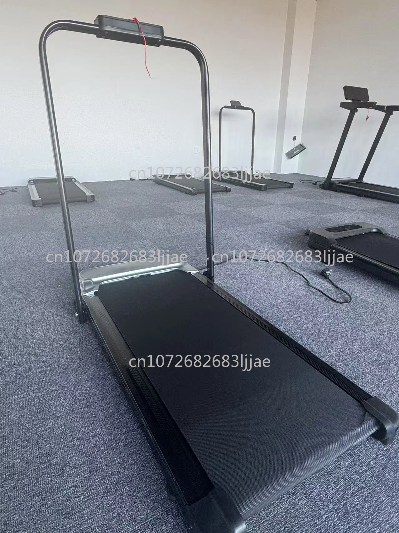 Running Treadmill Fitness Portable Fitness Equipment Hot Sale Walking or Running Treadmill with Incline Walking