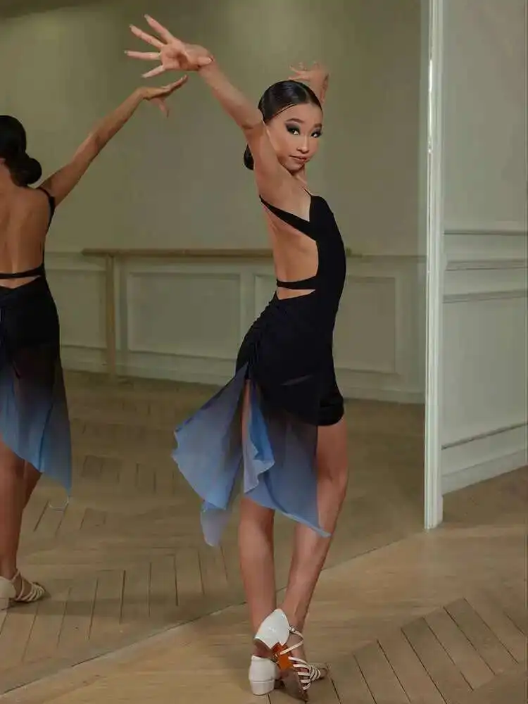 

Small ZYM[Iceland Corridor]Irregular Hemline Latin Dance Dress For Girls, Including Underwear 2371