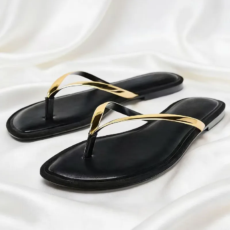 

Новые женские шлепанцы с металлическим ремешком, круглым носком и разделенным пальцем, летние, удобные, легкие, дизайнерские, плоские сандалии для отпуска