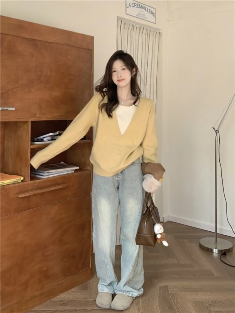 الأصفر V-Ne محبوك سترة المرأة ملابس داخلية فضفاضة شيك الأعلى الكورية Sle الخريف الشتاء تصميم الشعور فو قطعتين