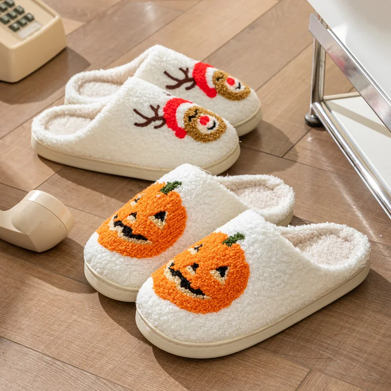 Women\'s Pumpkin Halloween Slippers for Indoor Use in Autumn Winter Comfortable Warm Fluffy Slippers for Couple in Cold Winte