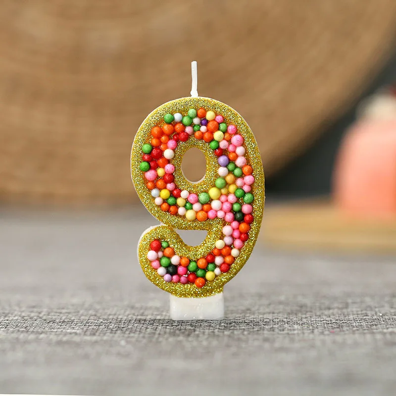 Colorful macarons 0-9 can be freely combined with digital candles. Birthday candles are perfect for high-end baking cake decorat