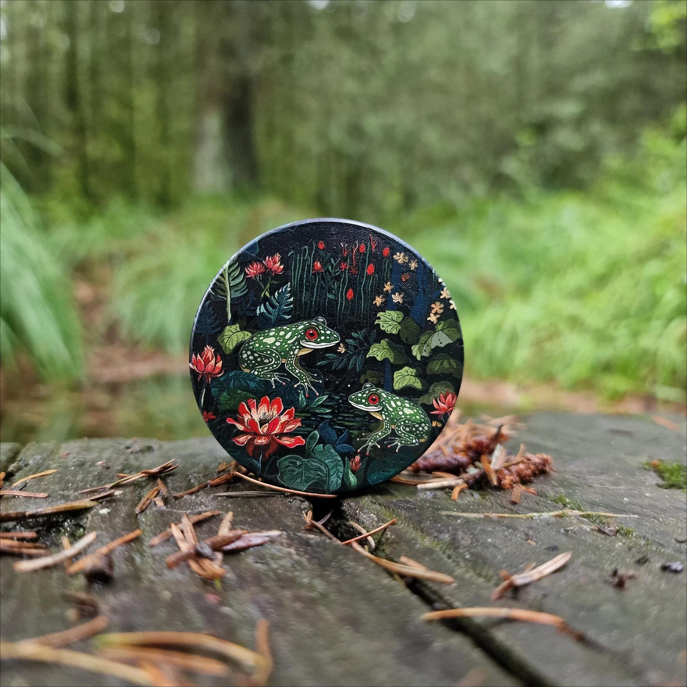 50mm/2inch Frog in The Pond Herb Grinder Nature Inspired Gift - Image 3