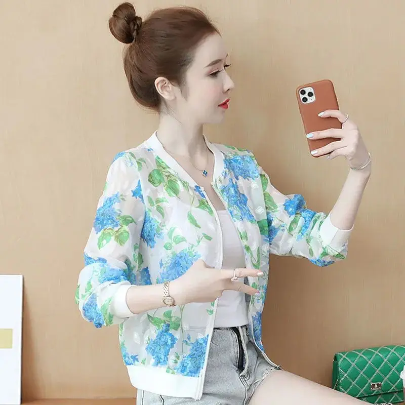 

Women's Summer Loose Chiffon Long Sleeve Floral Protective Baseball Thin Short Outerwear For Air Conditioned Rooms